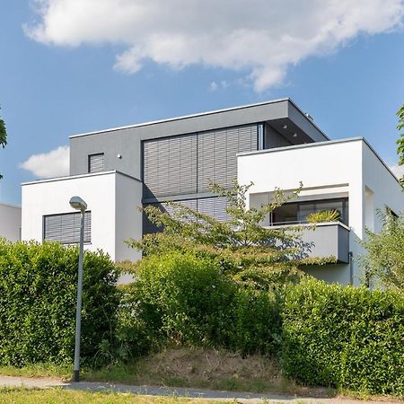 BodenSEE Apartment Überlingen Bauhaus über der Stadt Exterior foto